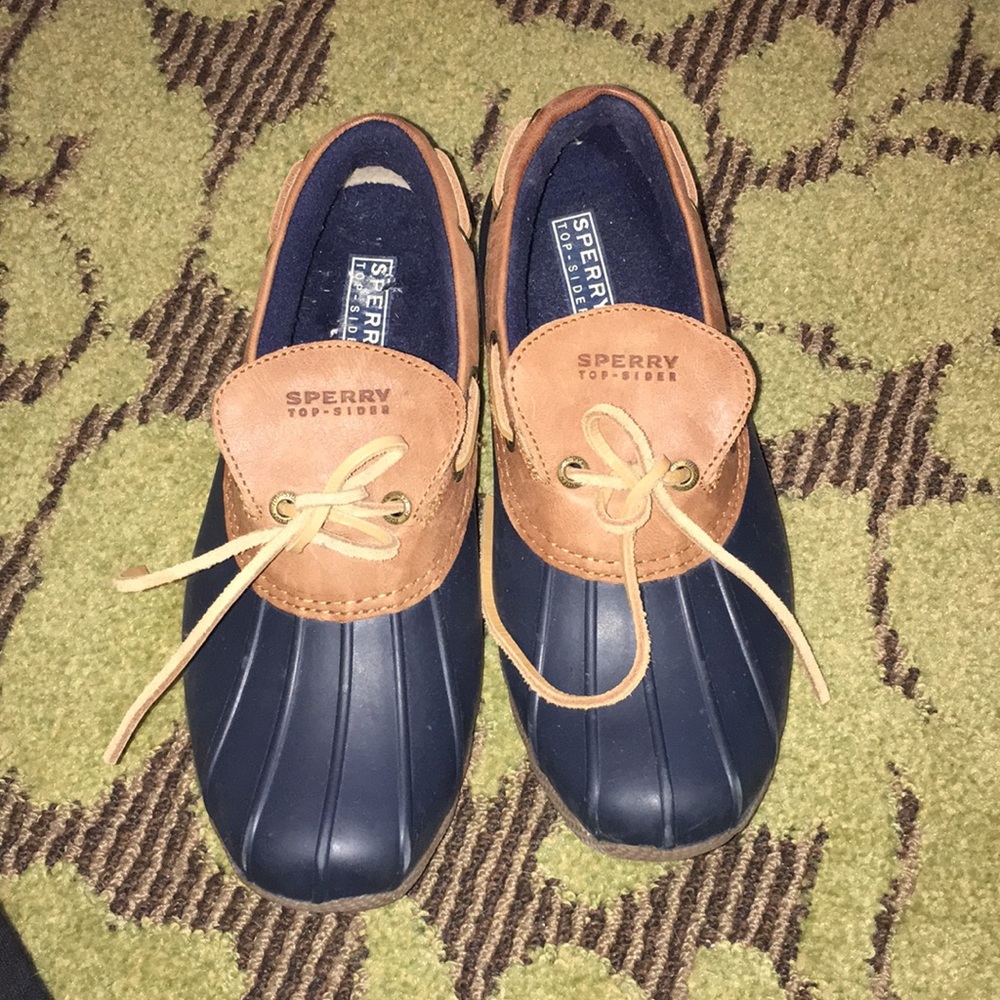 Sperry clogs